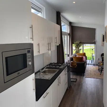 In Gelderland With Spacious Garden Шале