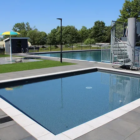 Шале In Gelderland With Spacious Garden Lathum