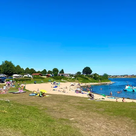 In Gelderland With Spacious Garden Шале