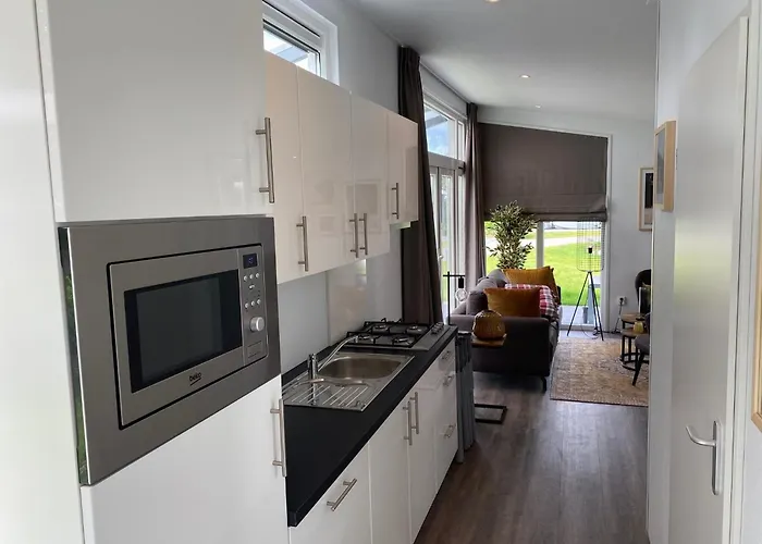 In Gelderland With Spacious Garden Chalet